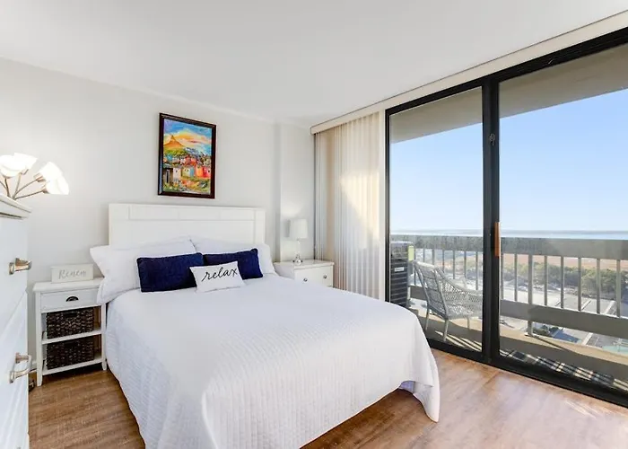 Holiday home 22nd Floor Oceanfront Century I With Ocean Views Washer & Dryer Wifi & Shared Pool Ocean City